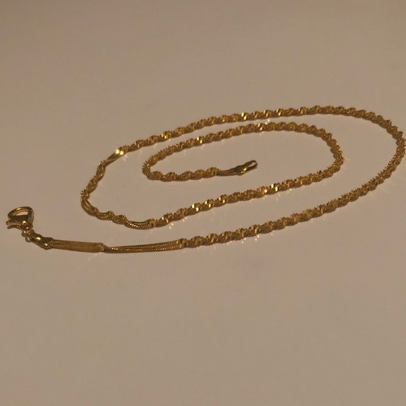 9k Gold Filled Solid Wave Necklace - Picture 5 of 8